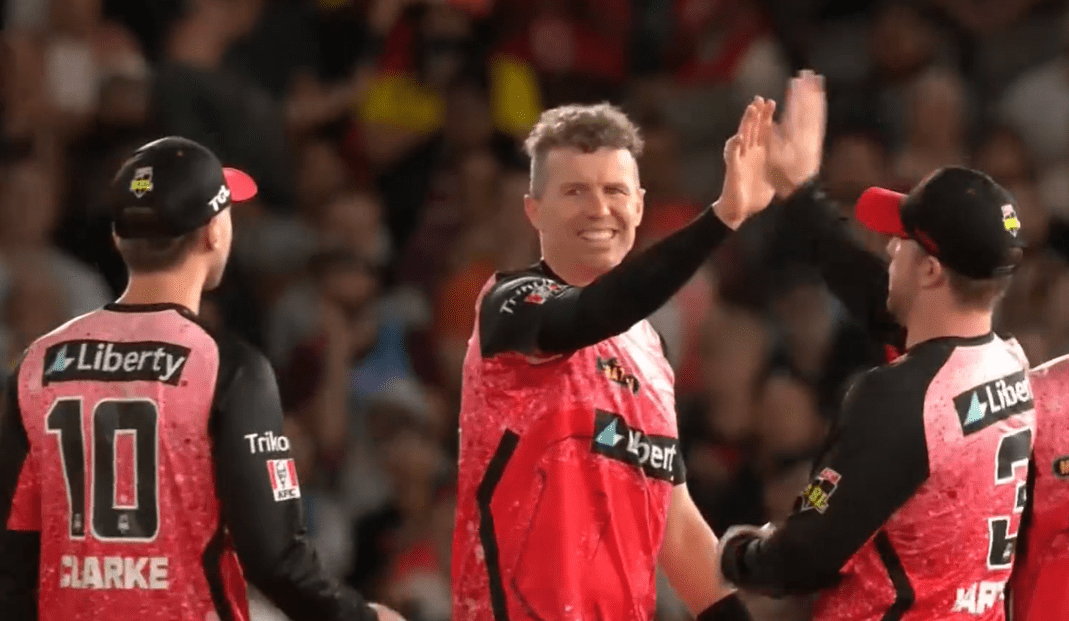 Melbourne Renegades v Adelaide Strikers highlight